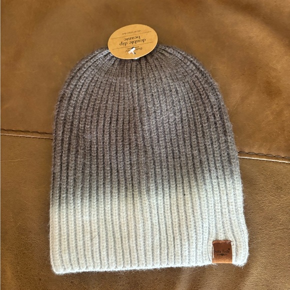 Winter hat bundle - Picture 3 of 3
